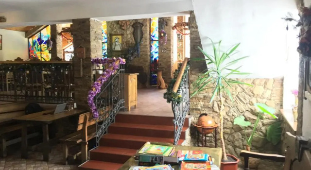 Smerekova Hata, Book Hotel Hoteller i Jablonitsa med parkering, Parkering