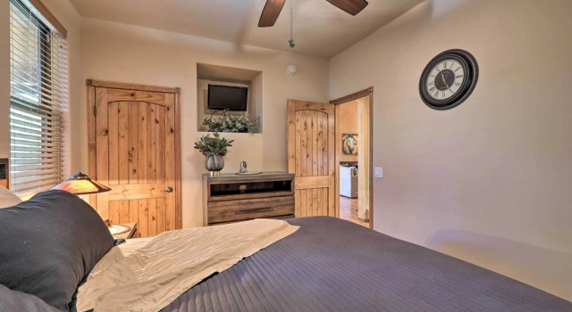 Pet-friendly Show Low Townhome w/ Deck & Grill!, Boek Appartement Show Low Arizona