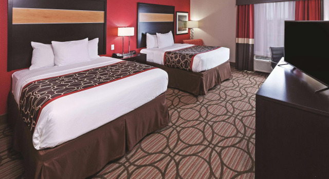 La Quinta Inn & Suites by Wyndham Wichita Falls - MSU Area, Boek Hotel Hotels in Wichita Falls met parkeren, Parkeren