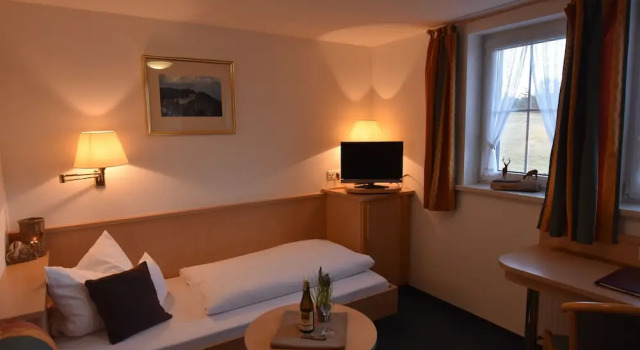Одноместный номер Comfort Berghotel Zollersteighof