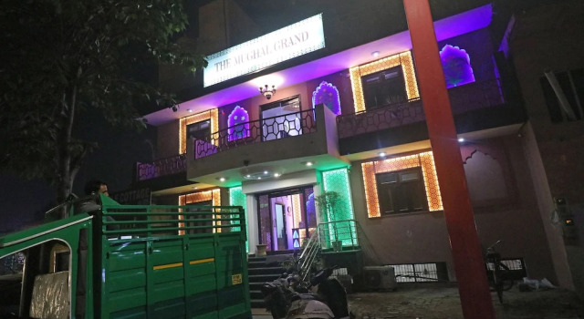 OYO 25115 Hotel Mughal Grand