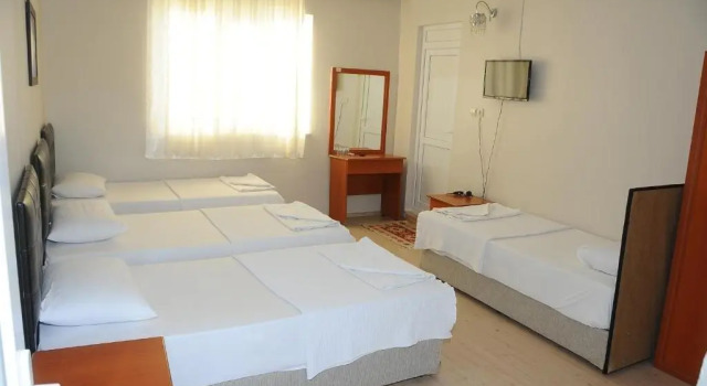 Dort Mevsim Hotel