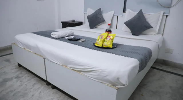 Hotel Rasso Inn Tuglakabad Extn.