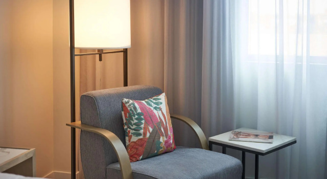 Двухместный номер Deluxe SERENA Hotel Aventura Miami, Tapestry Collection by Hilton