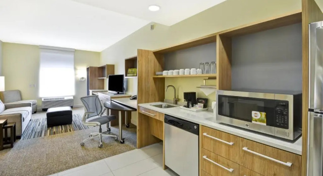 Четырёхместный люкс Home2 Suites by Hilton Dallas Addison