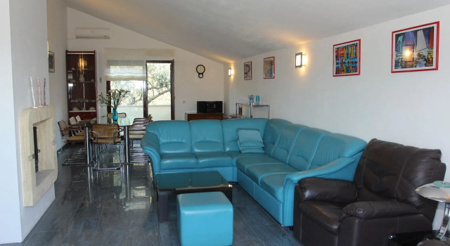Holiday house Silvia - open pool: Supetar, Island Brac