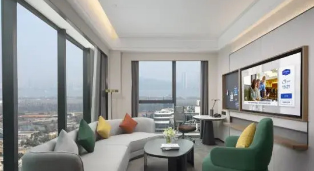 Люкс Business Hampton by Hilton Changsha Moon Island