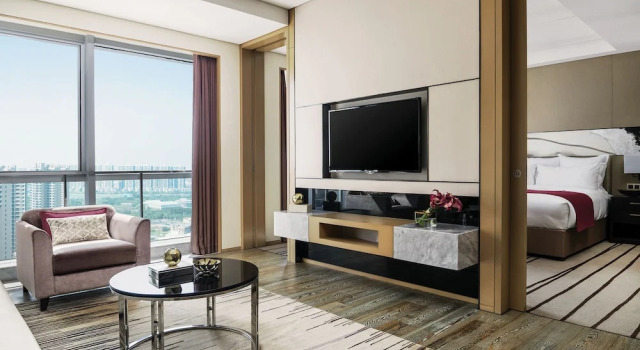 Клубный люкс c 1 комнатой Langham Place Xiamen