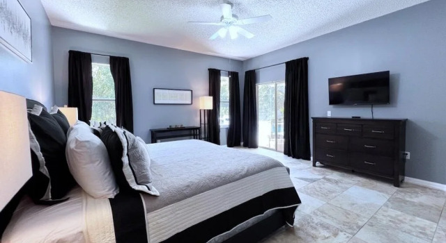 Privacy 4 Bed 3 Bath Pool Home With Spa 4 Bedroom Home By Redawning, Kissimmee
