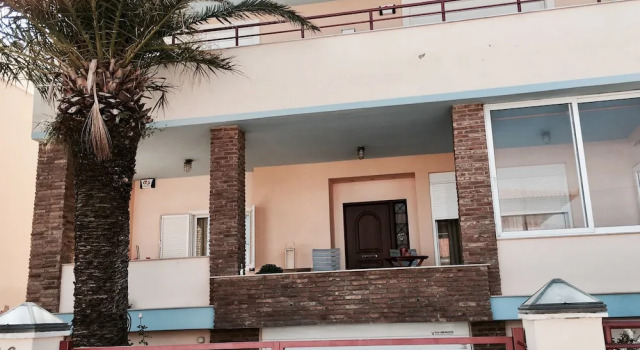 Surf House, Забронировать Дом для отпуска Виллы Спата - Артемида, Вилла