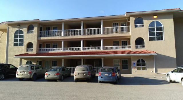 Fairmont Mountain View Villas, Buchen Sie Ferienwohnung Fairmont Hot Springs British Columbia