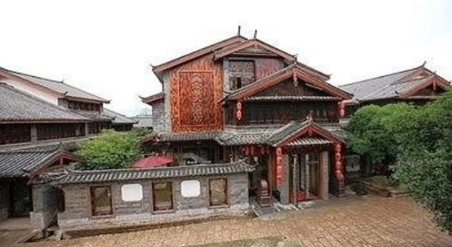 Number 1 Courtyard Hotel - Lijiang, Забронировать Отель Лицзян Юньнань, рядом с Улица Сквер-стрит Древнего города Даянь