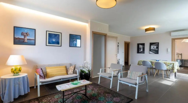 Intera villa ad uso esclusivo con 2 bagni 4 camere da letto,garage,giardino,area fitness,lavatrice,wifi, Забронировать Вилла Отели в центре Тулье, в центре