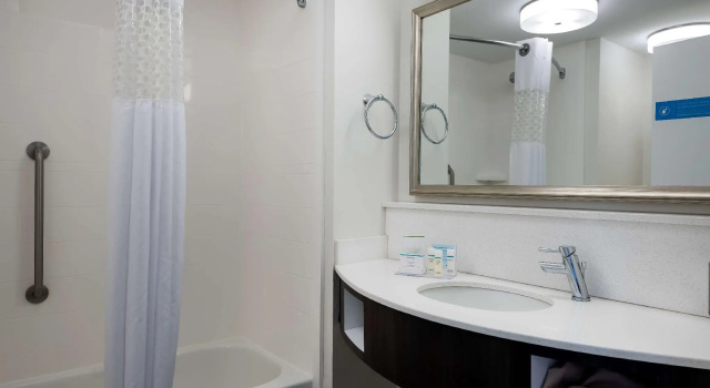 Двухместный номер для некурящих Oversized with sofabed Hampton Inn Myrtle Beach West