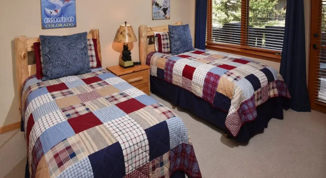 Aspenwood Lodge #304 2 Bedroom Condo by RedAwning