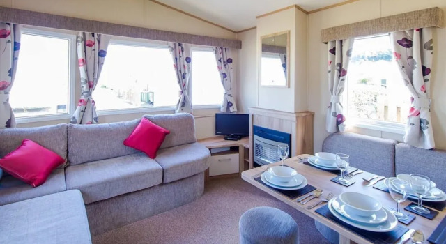 Immaculate 2-bed Caravan in Westward Ho!, Prenota Hotel Westward Ho! Devon