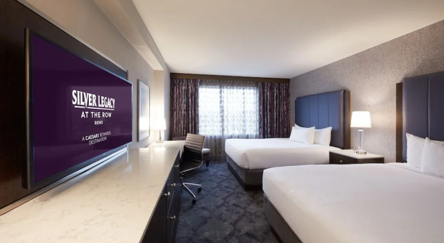 Четырёхместный номер Premium Silver Legacy Reno, A Caesars Destination