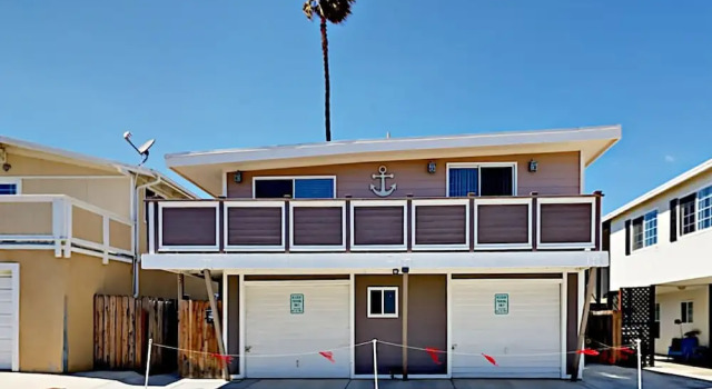 1137 Montauk Ln Apartment Upper Unit 1 Bedroom 1 Bathroom Apts