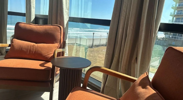 Апартаменты Oceanside Duo 2 Updated Rooms w Water Views