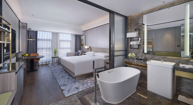 Luksusowy dwuosobowy pokój Doubletree By Hilton Anshan