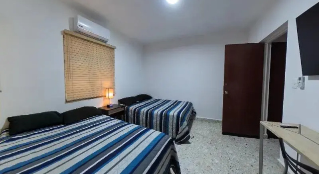 Четырёхместный номер Standard JESAVI Suites