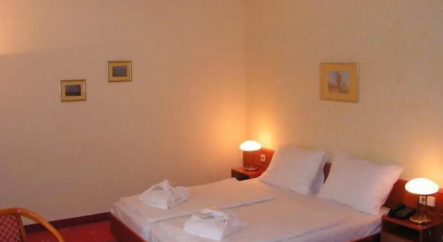 Апартаменты Standard Hotel Sanotel