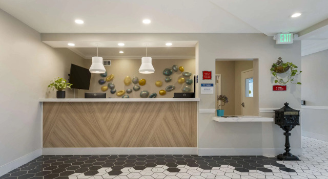 Best Western Plus All Suites Inn