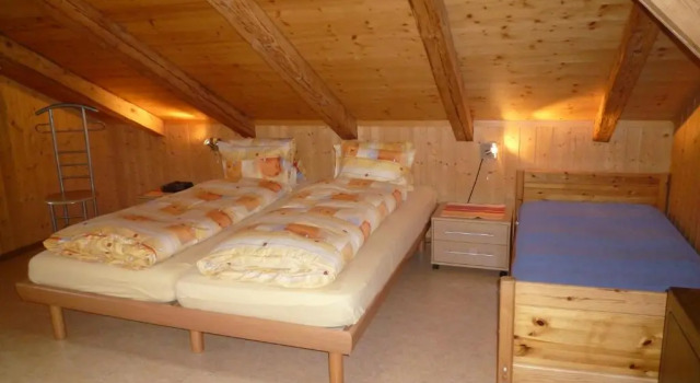 Двухместный номер Standard Мансарда с видом на горы Esthers Guesthouse