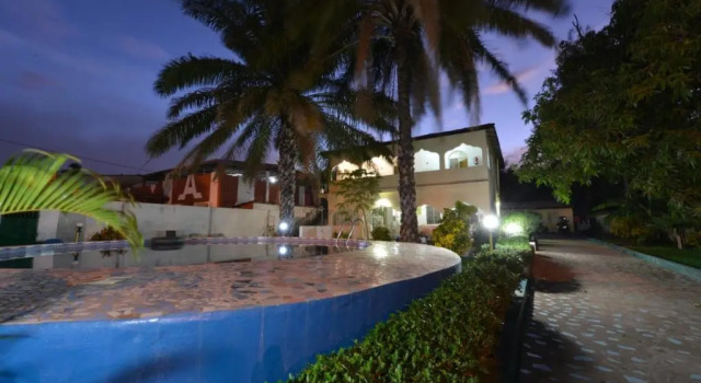 Номер Superior One World Village Guesthouse