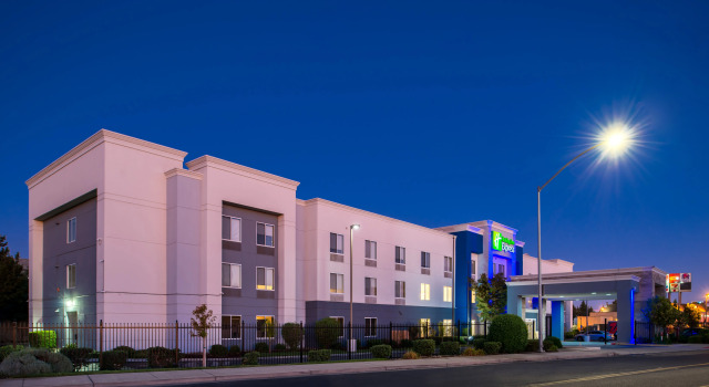 Holiday Inn Express Stockton Southeast by IHG