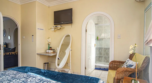 Апартаменты с видом на море La Loggia Bed and Breakfast