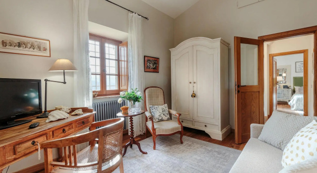 Villa Ben in Camaiore, Забронировать Вилла Коттеджи Версилия, Коттедж