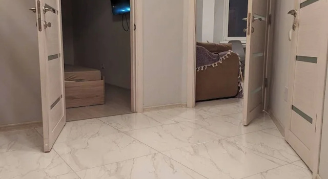 Апартаменты c 1 комнатой Charming Chișinău Apartment With Gas Heating & Hot Tub