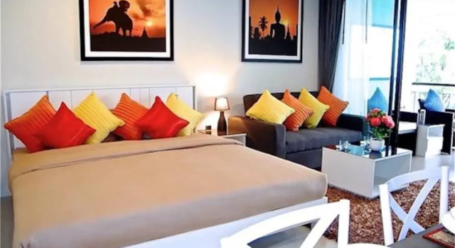 Bliss Patong Modern Studio