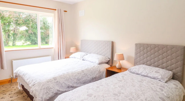 Artigallivan, Book Vacation Home Hotels in Kerry with Parking, Parking