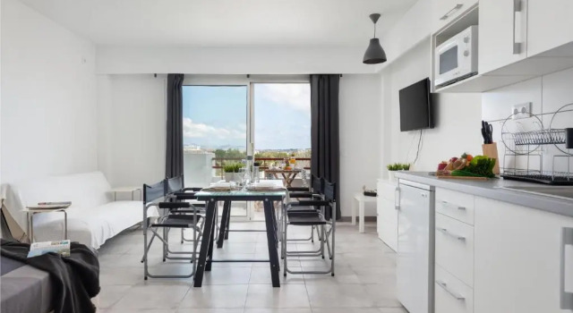 Nice Studio in Siesta 2 in Puerto Alcudia 7, Book Hotel Alcudia Majorca
