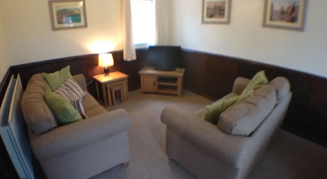 Birchenfields Family Friendly Cottages, Play Barn for all Ages and Summer Hous, Забронировать Дом для отпуска Дилхорн Стаффордшир
