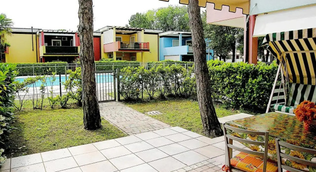 Villaggio Sirenuse, Забронировать Отель Отели Бибионе-Пинеда с парковкой, Парковка