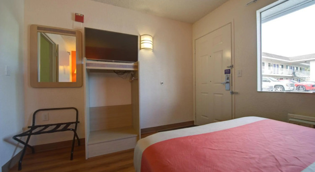 Motel 6 Seattle Airport, Book Motel SeaTac Washington (state)