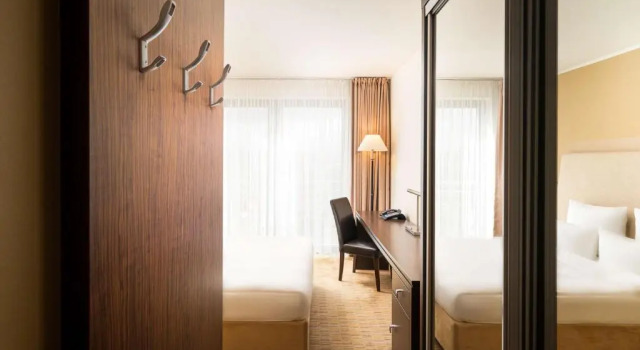 Двухместный номер Standard с видом на внутренний двор elaya hotel hamburg finkenwerder