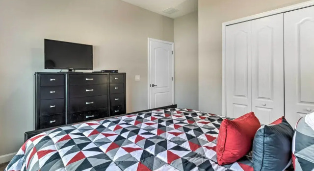 Коттедж Grou-friendly Kissimmee Home: 7 Mi to Disney Parks