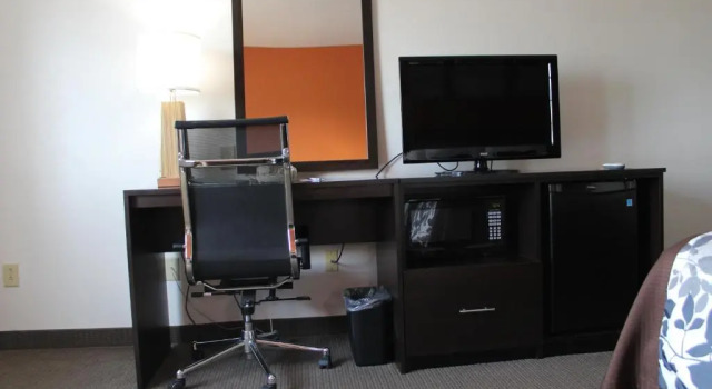Номер Standard Sleep Inn & Suites North Liberty - Liberty City