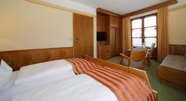 Двухместный номер Standard с балконом Hotel Kurpark