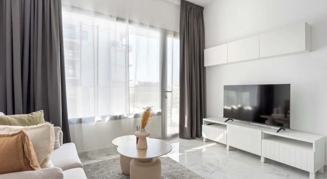 Silkhaus Chic 1bdr in Oasis Tower Masdar City
