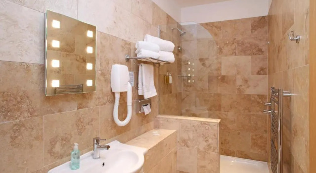 Номер Standard Pier Hotel