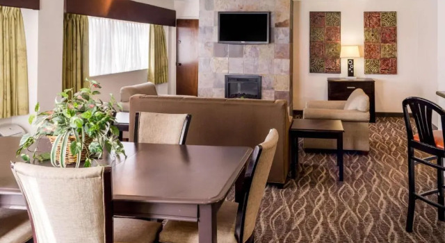 Люкс Fairfield by Marriott Inn & Suites Charleston Downtown