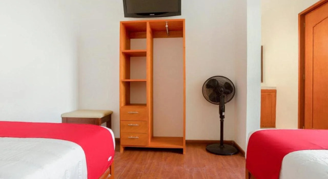 OYO Hotel Montes, Atlixco, Varaa Hotelli Atlixco State of Puebla