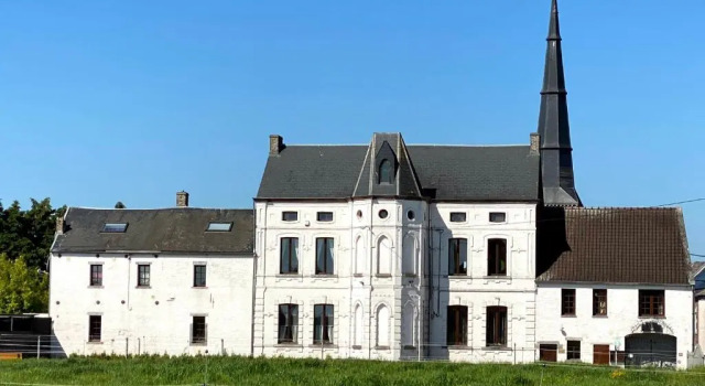 Le Château De Frankie, Rezerwuj Hotel  