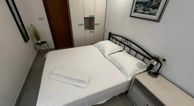 Апартаменты c 1 комнатой с красивым видом из окна Apartments Denis