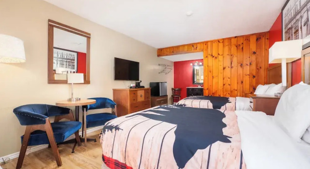 Двухместный семейный номер Standard Coach House Inn